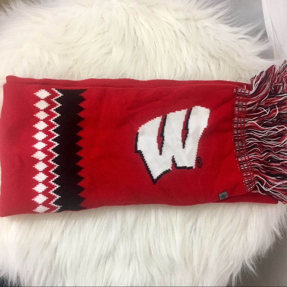 ❤️ Wisconsin‎ Scarf - Picture 8 of 16